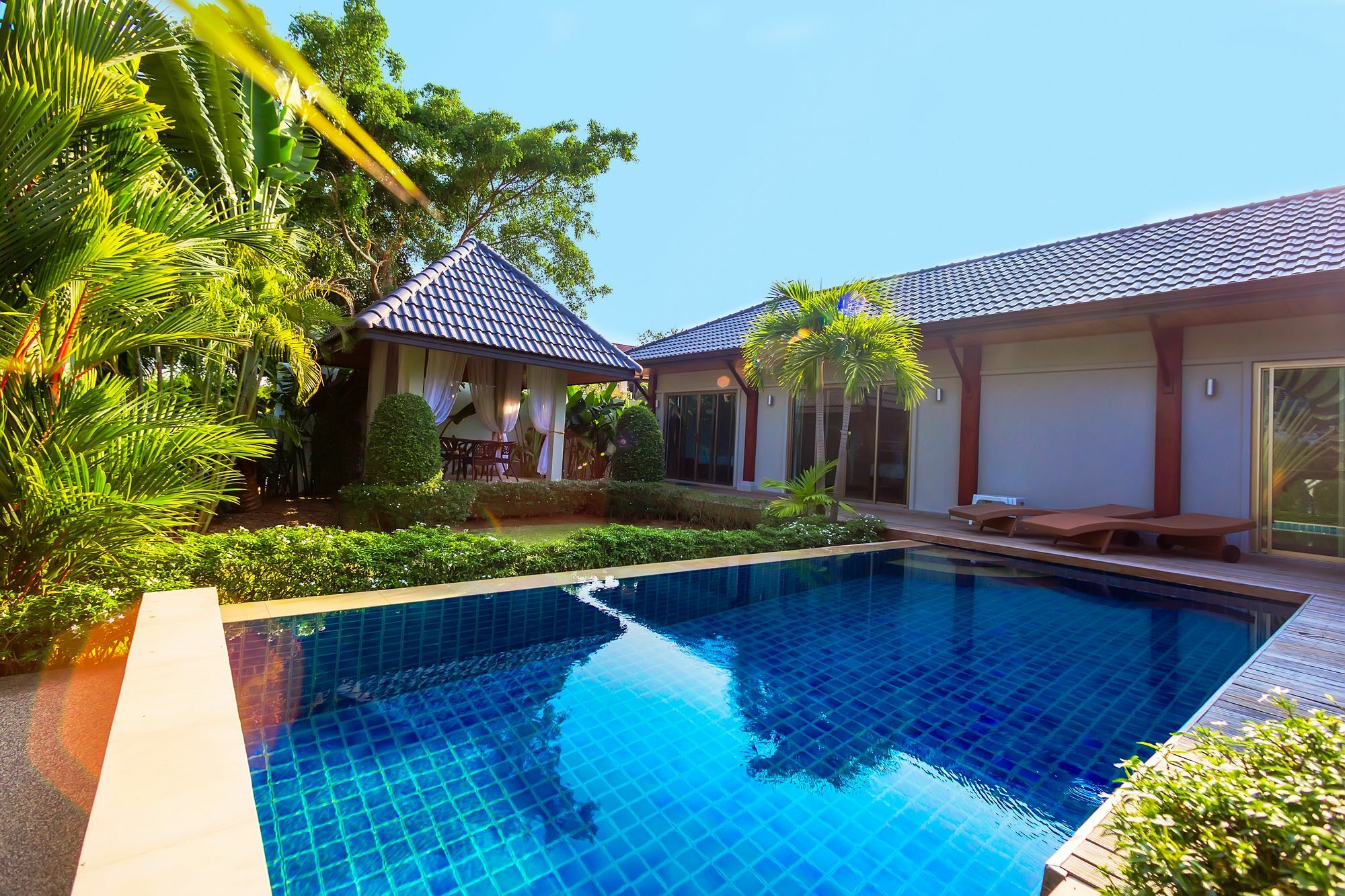 Villa Heni | Private Pool 3Br Villa | Naiharn Beach Nai Harn Екстер'єр фото